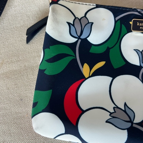 Kate Spade Small Dawn Breezy Floral Crossbody Purse - Picture 2 of 7